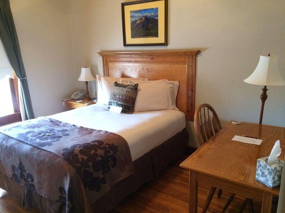 Heritage Inn Artesia Extérieur photo