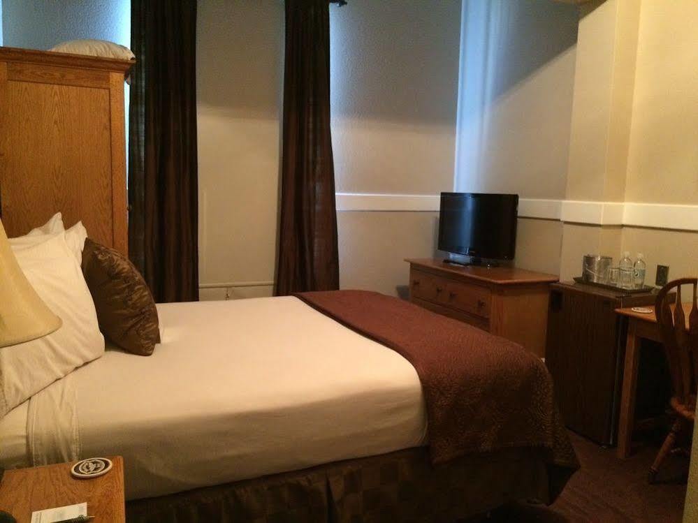 Heritage Inn Artesia Extérieur photo